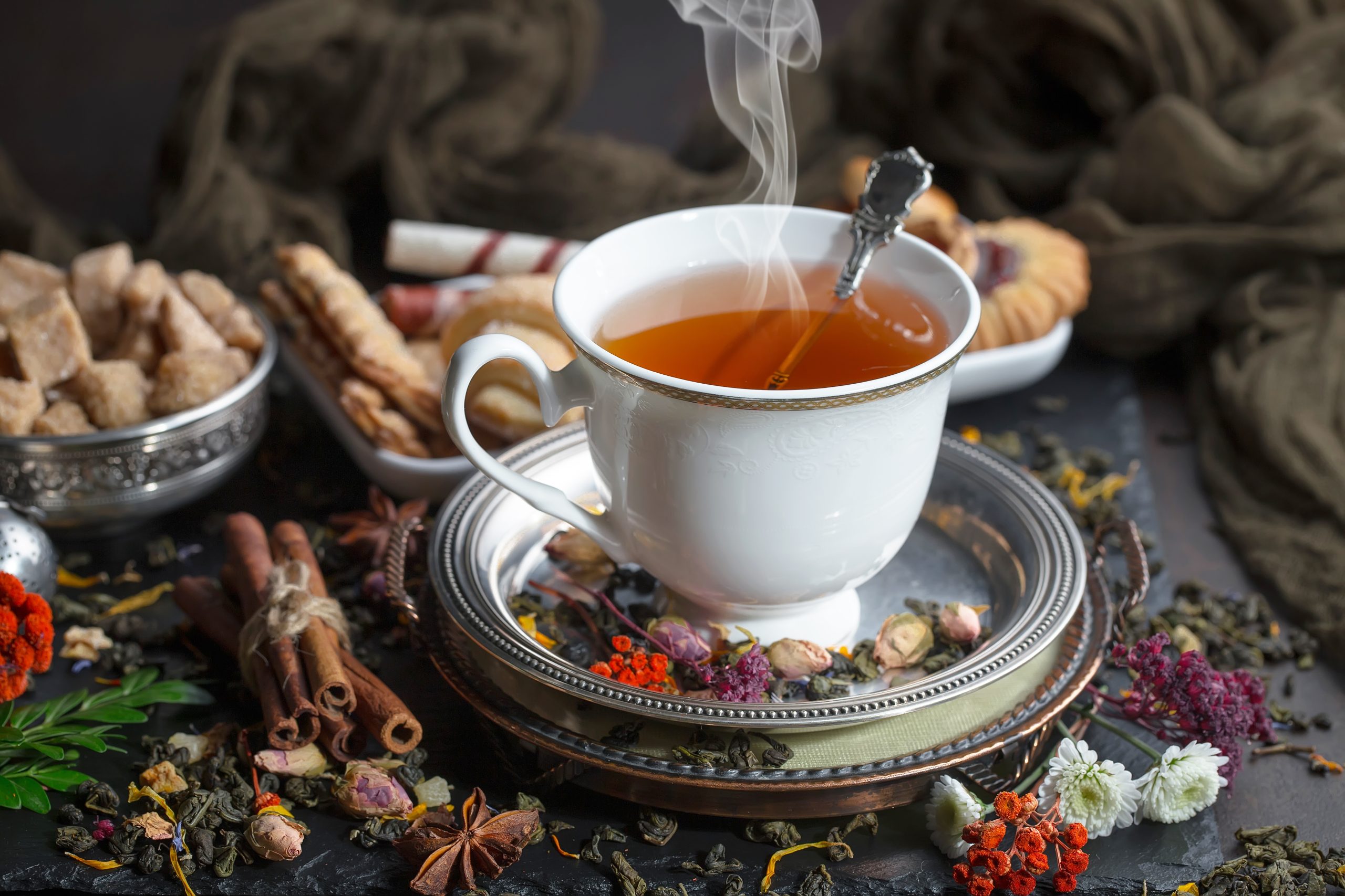 Tea,Hot,Drink,On,Old,Background,In,Composition,On,The